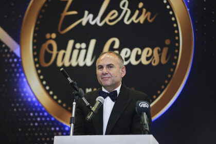 HEYECANLA BEKLENEN ZAMAN GELDİ: TURİZMİN EN’LERİ ÖDÜLLERİ SAHİPLERİNİ BULUYOR