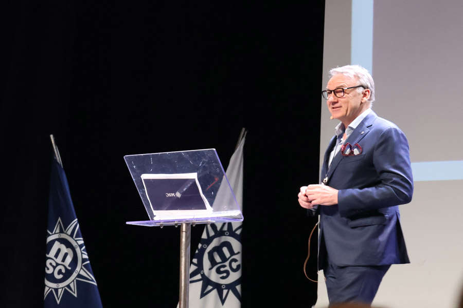 İZMİR HAREKETLİ MSC DIVINA, 2024 YAZ SEZONUNA BAŞLADI