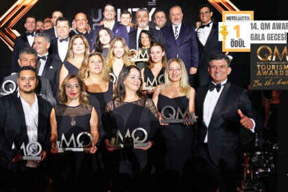 14. QM AWARDS GALA GECESİ TURİZM SEKTÖRÜNÜN EN İYİLERİ ÖDÜLLERİNE KAVUŞTU(2)